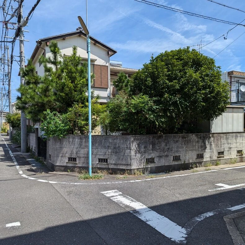 画像7775：名古屋の空き家の庭管理｜放置するリスクと対策